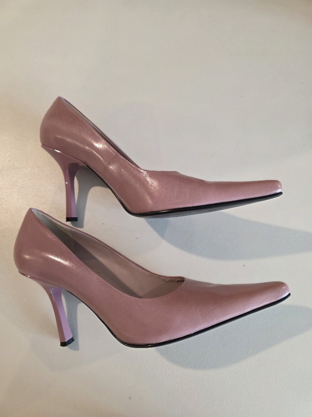 Nine West Blush Pink Pointed-Toe Pumps, Size 8. - Picture 2 of 5